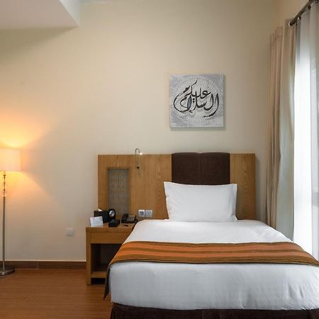 Tamani Marina Hotel & Apartments Дубай Екстер'єр фото A single room at the hotel